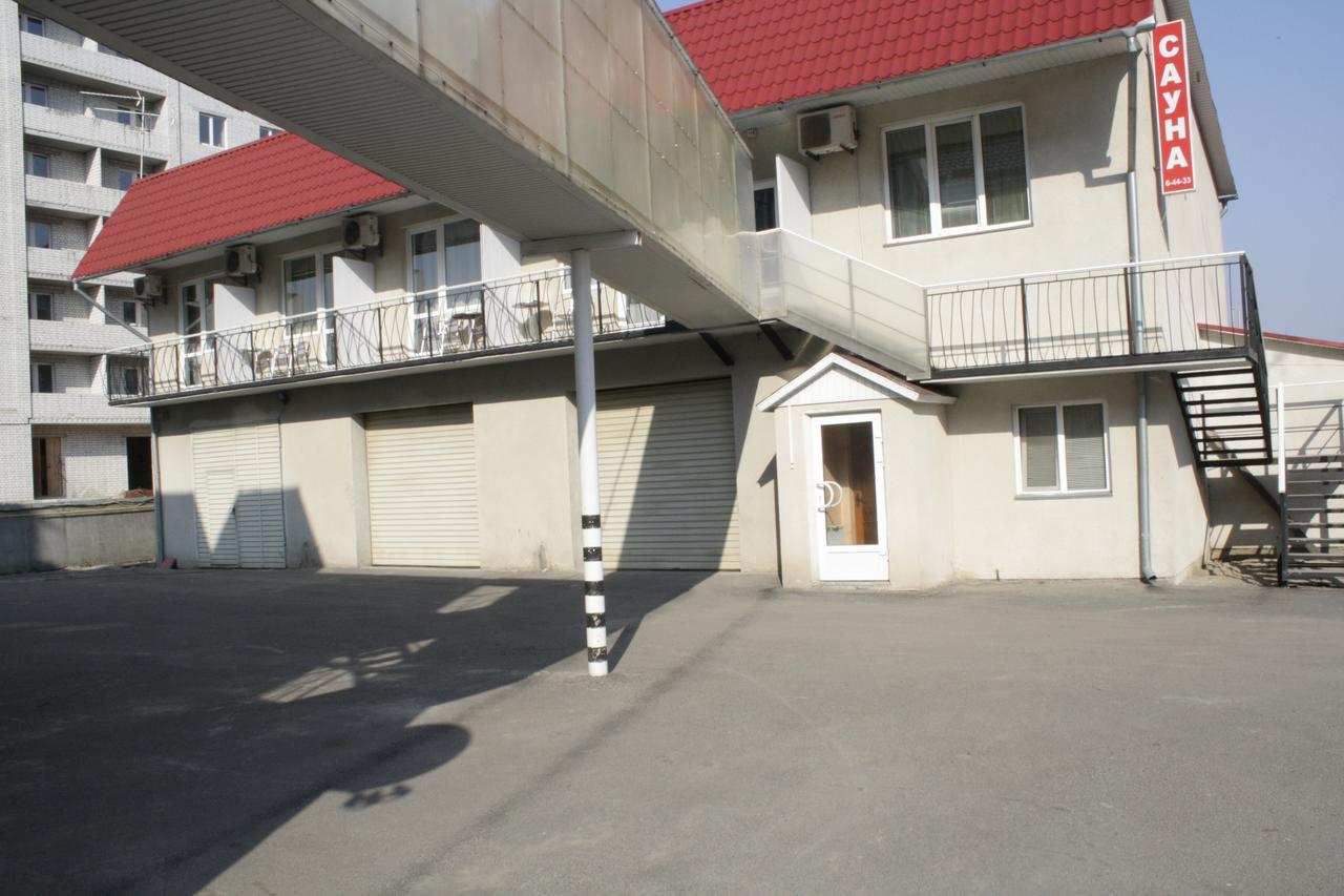 Комплекс Отдыха "Престиж" Boryspil Exterior photo